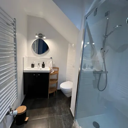 בית נופש Maison De Vacances Dans Quartier Calme *